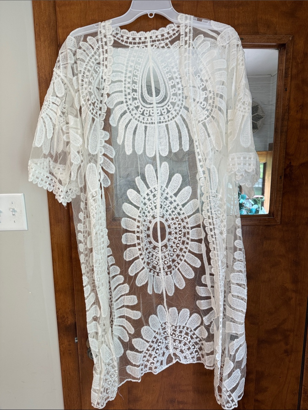 Delicate Lace Sheer Kimono - White